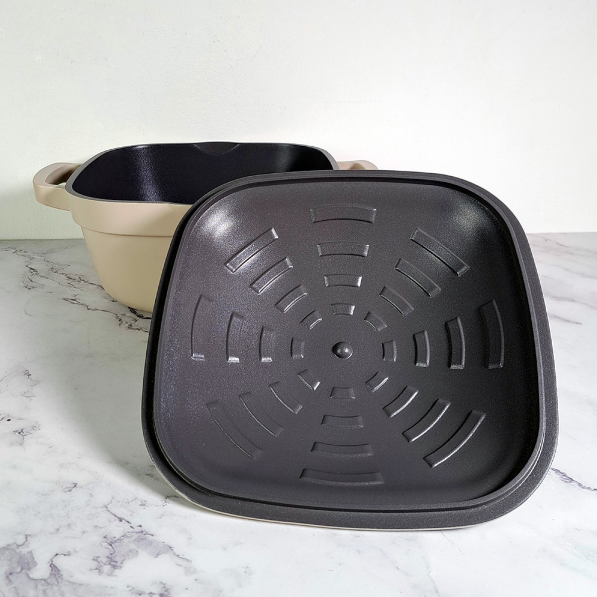 Кастрюля PEPPER PR-2316-24 PANNA 24×12,0/4,9 л