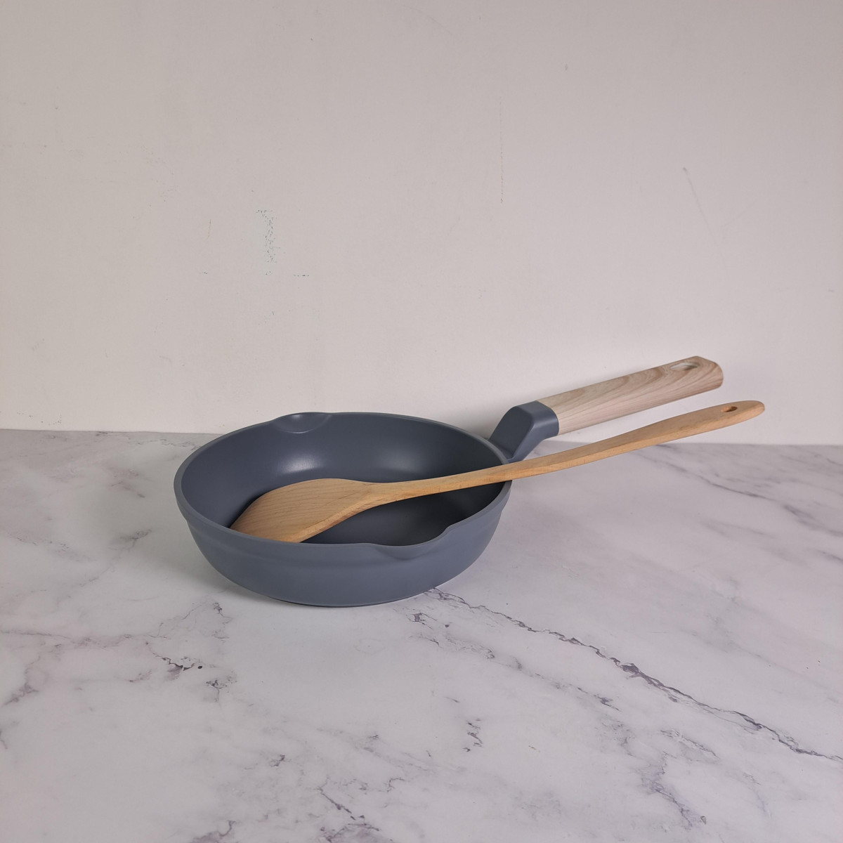 Сковорідка SMART з ложкою PR-2320-20 PEPPER 20×5,0 см.