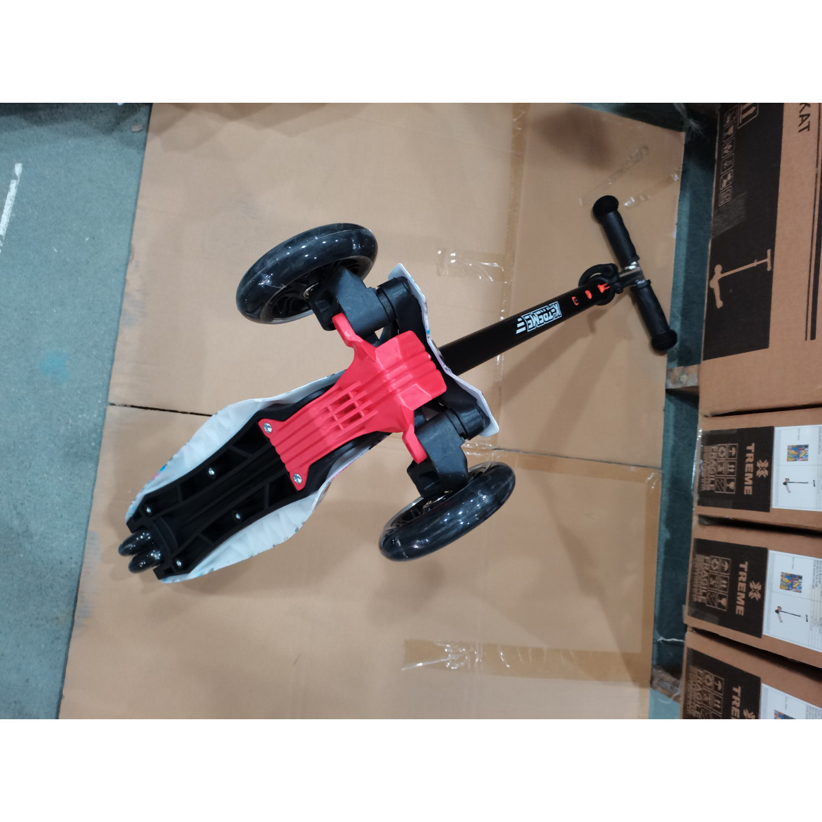 Детский самокат X-TREME KS-209W football