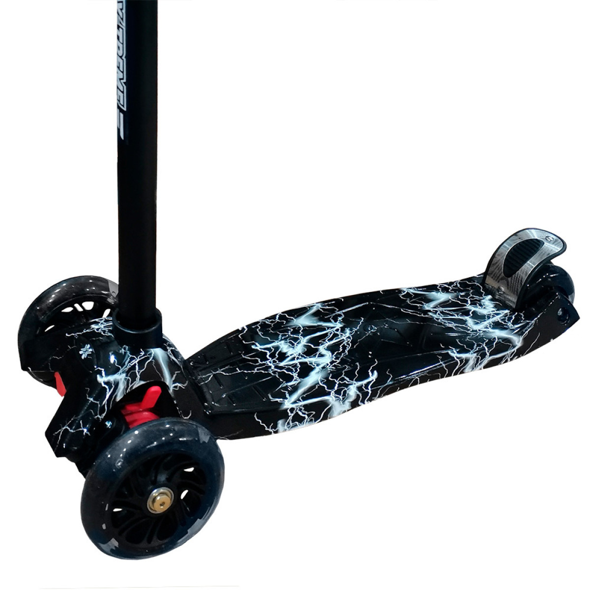 Детский самокат X-TREME KS-209W черный