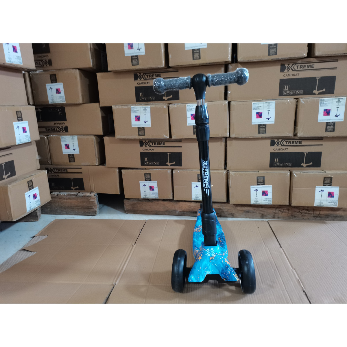 Детский самокат X-TREME KS-229WF Голубой