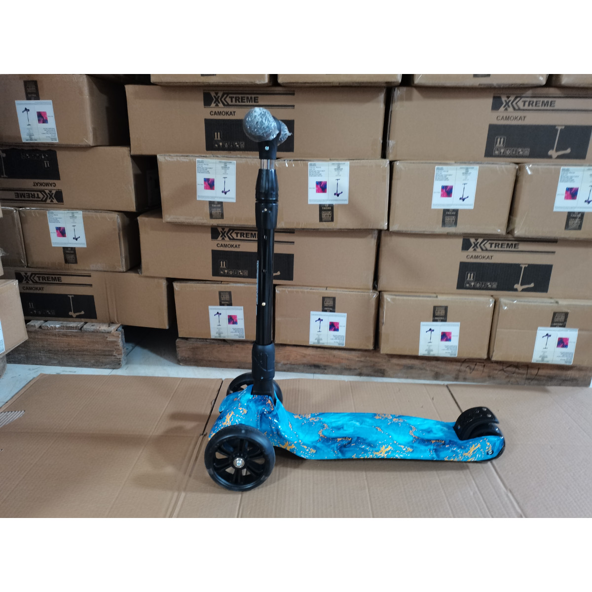 Детский самокат X-TREME KS-229WF Голубой