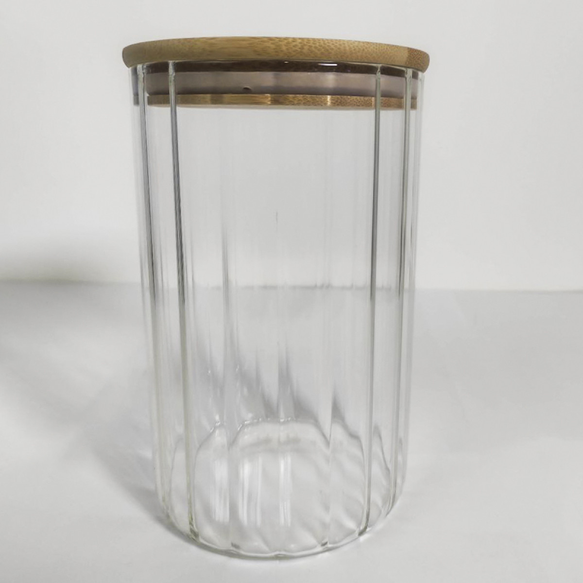 Ємність скляна з дерев'яною кришкою (кругла смугаста) VT-7611 Vittora 1100 мл