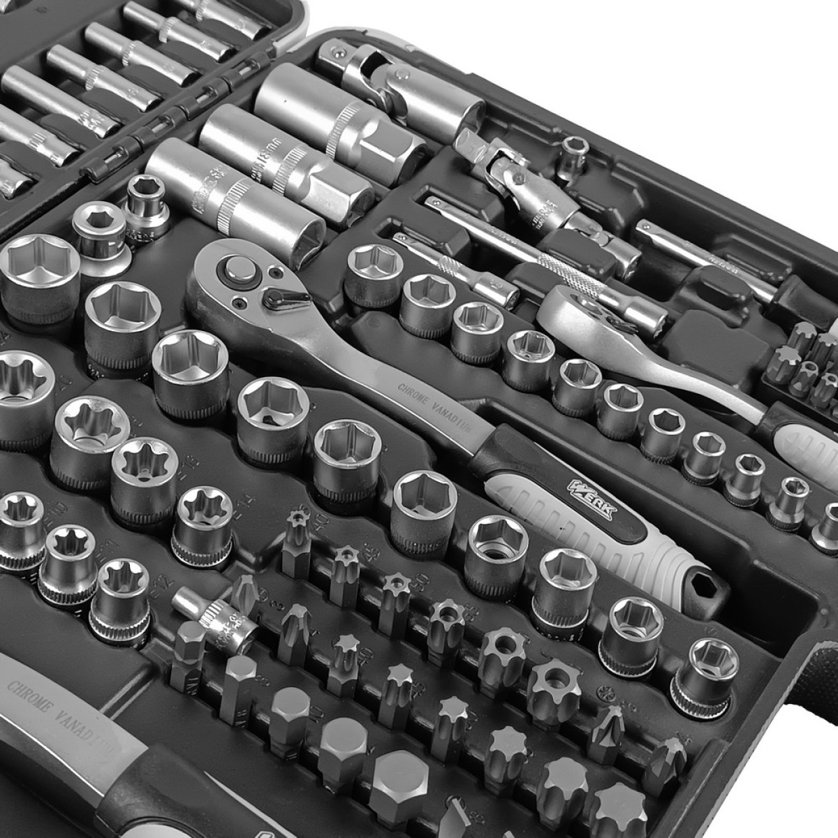 Набір інструментів професійний 1/2", 3/8" і 1/4" 172 од. WERK 70251