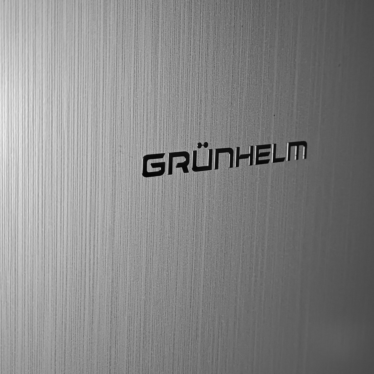 Холодильник Grunhelm GRW-143SDD