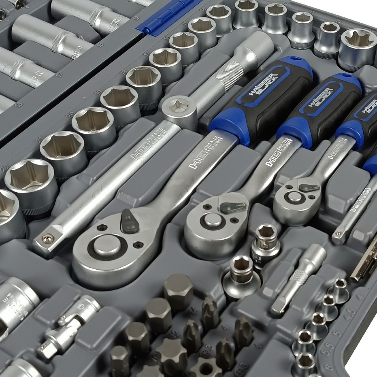 Набір інструментів професійний 1/4" і 3/8" і 1/2" 151 од. Haisser BLACK 70257