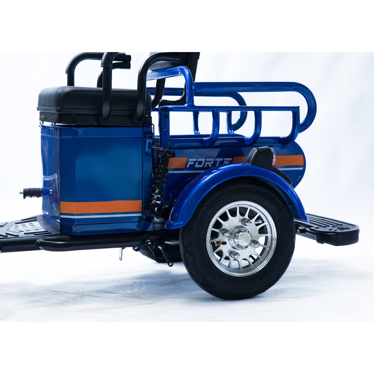 Трицикл акумуляторний Forte CARGO-P650 Синій