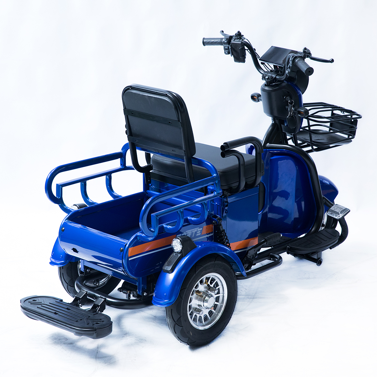 Трицикл акумуляторний Forte CARGO-P650 Синій