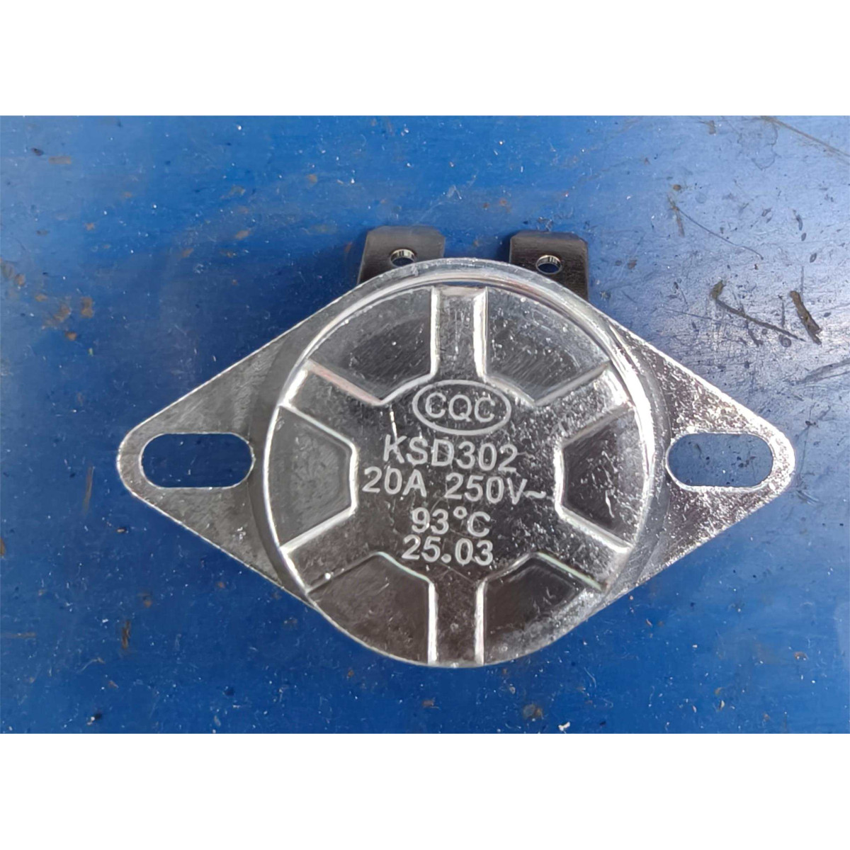 Водонагрівач WH-10U, 10л. 1500 Вт Grunhelm (Бойлер)