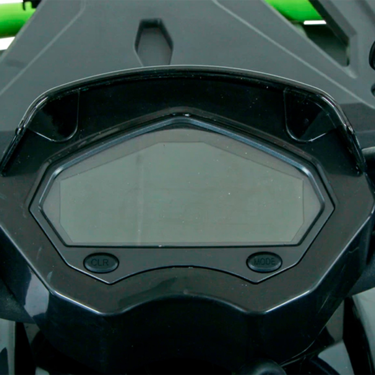 Квадроцикл аккумуляторный FORTE FFP1500 Черно-зеленый