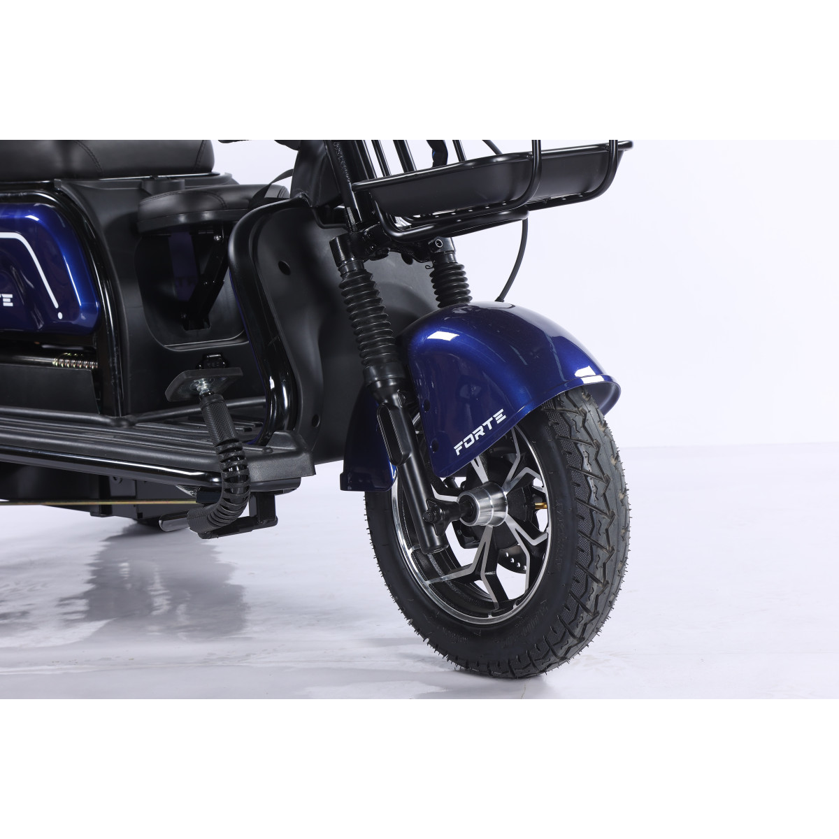 Трицикл аккумуляторный Forte Family-WN1072 Синий