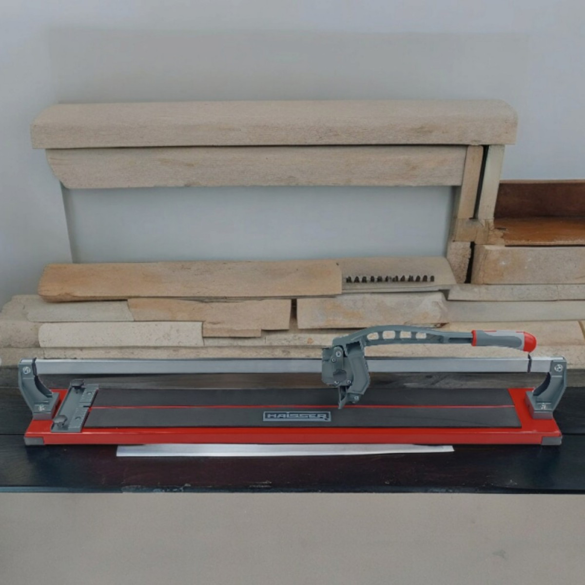 Плиткоріз 64021 монорейковий Industry 900 мм Haisser