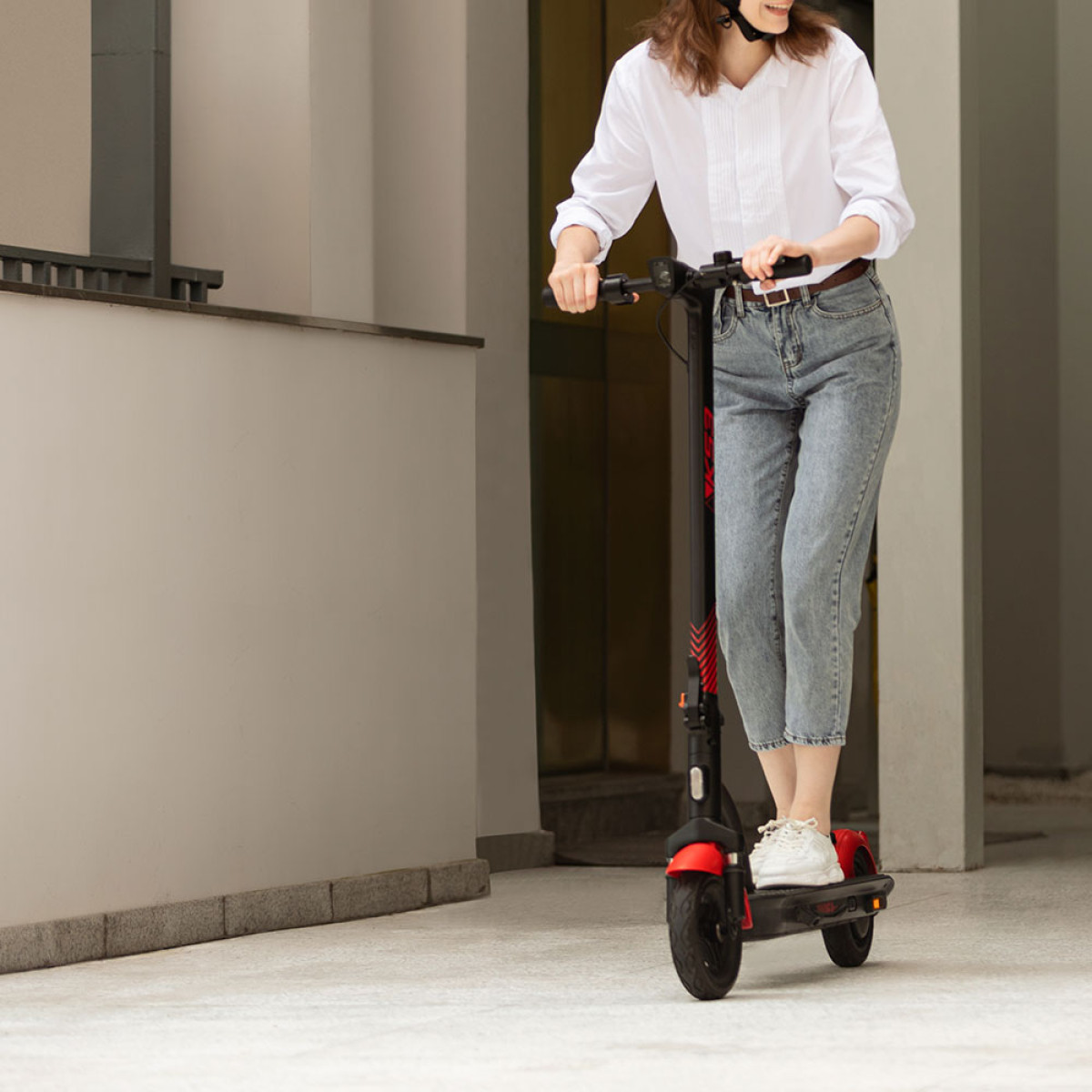 Самокат акумуляторний YADEA KS3 чорно-червоний, 500Вт