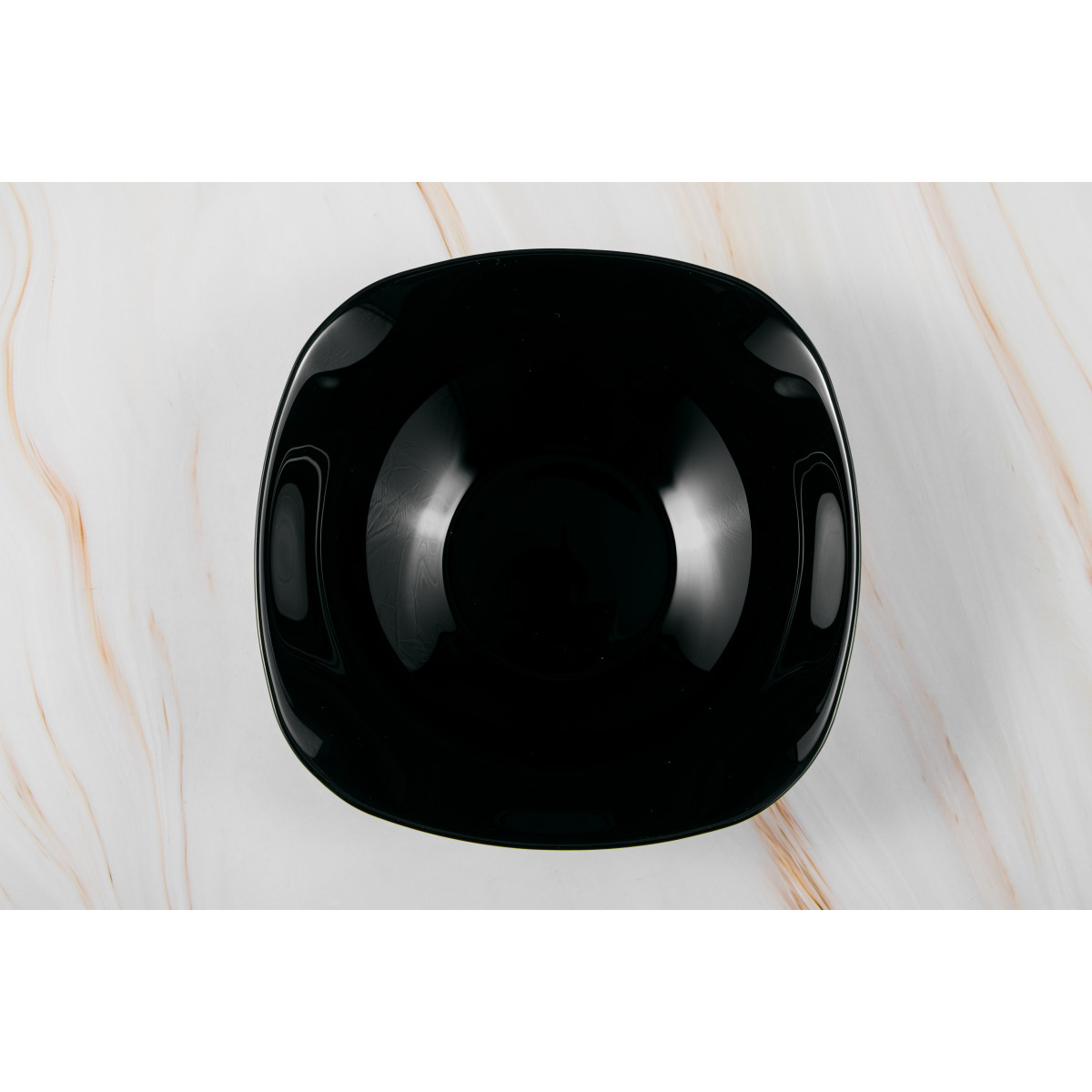 Тарелка десертная Black Square V-215Sbl Vittora 215 мм