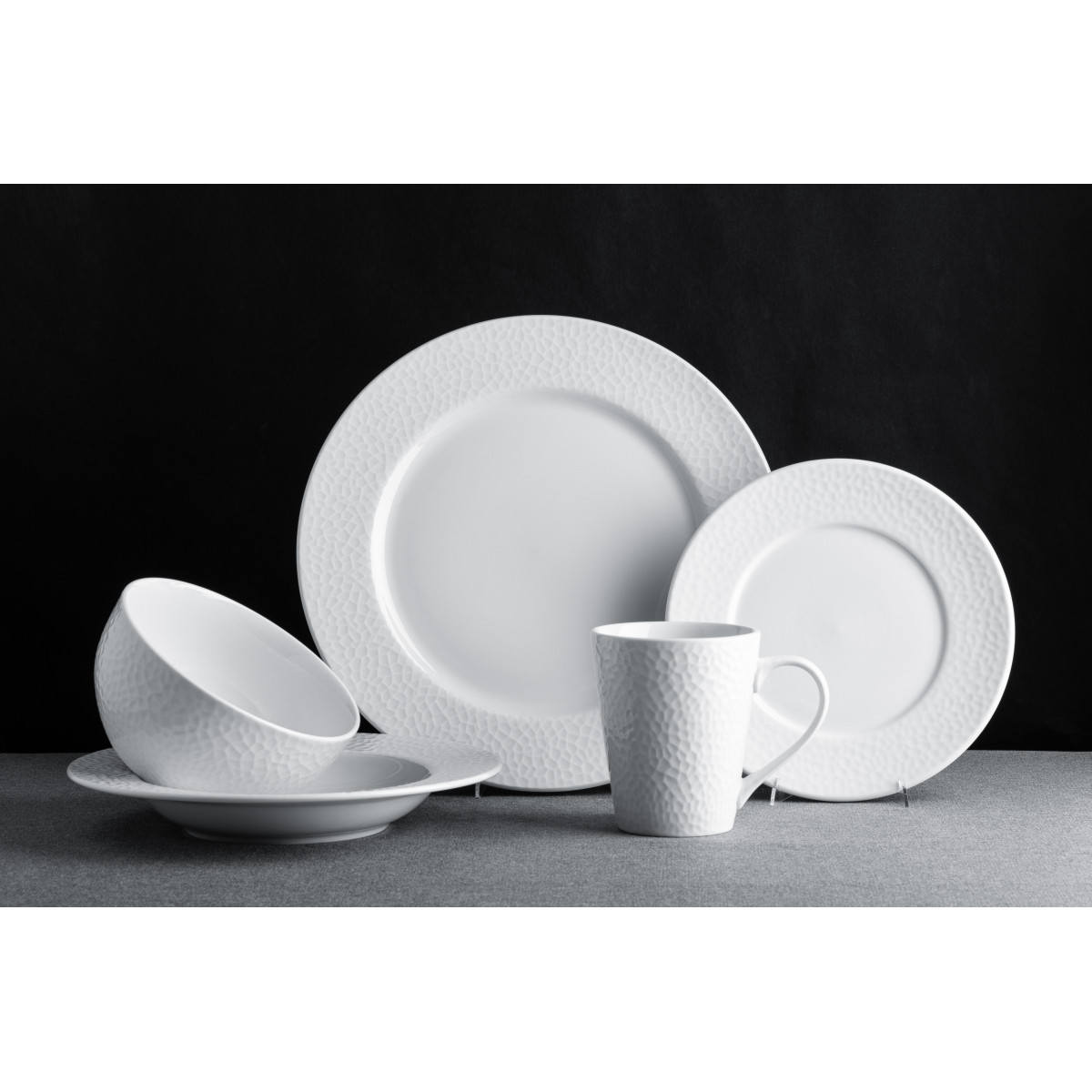 Тарілка десертна VT-P-1188ML Мона Ліза Vittora 200 мм