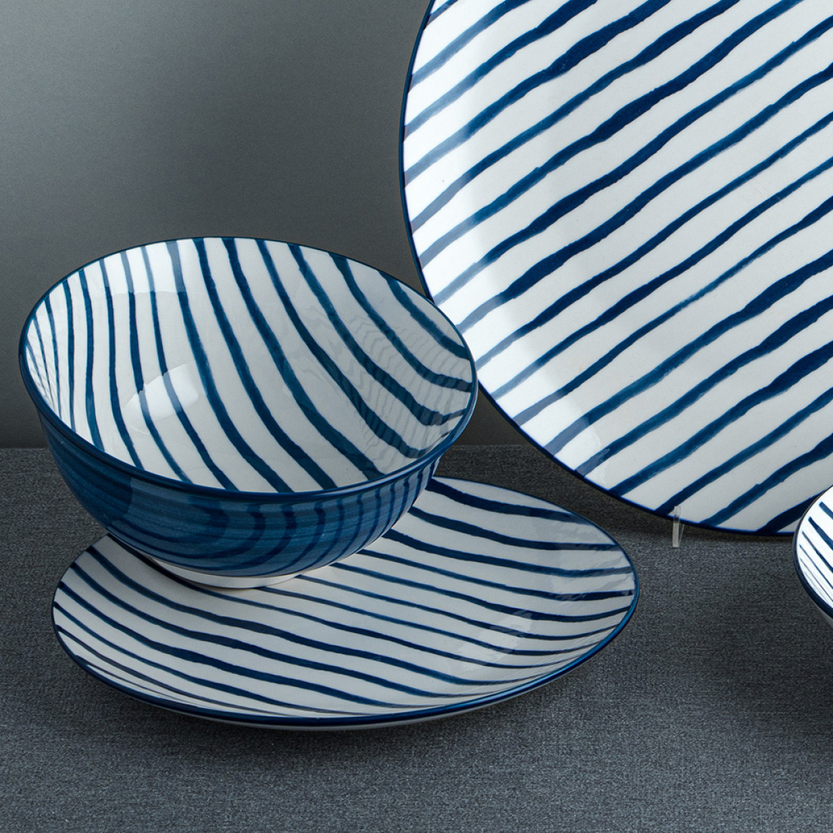 Тарілка десертна VT-P-1190О Океан Vittora 190 мм