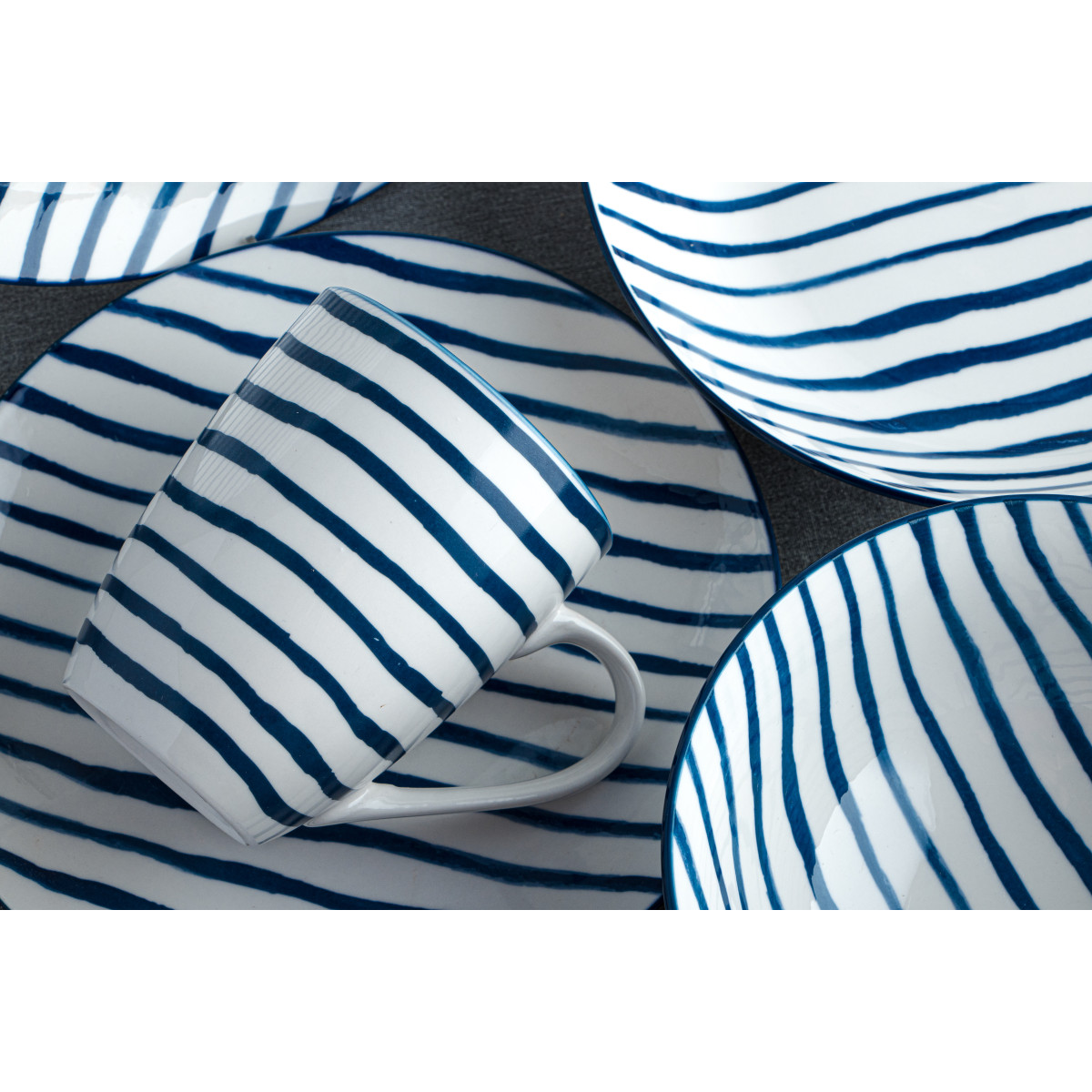 Тарелка глубокая VT-P-2200О Океан Vittora 650 мл