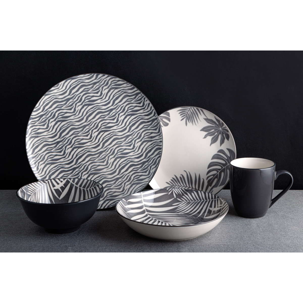 Тарілка глибока VT-P-2200G Сірі листя Vittora 650 мл 200 мм