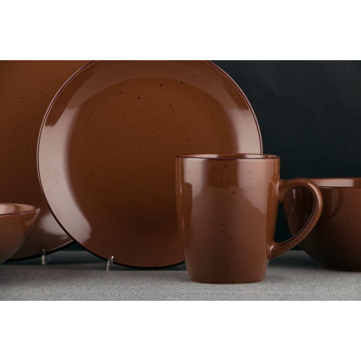 Тарілка обідня VT-P-1270С Шоколад Vittora 270 мм