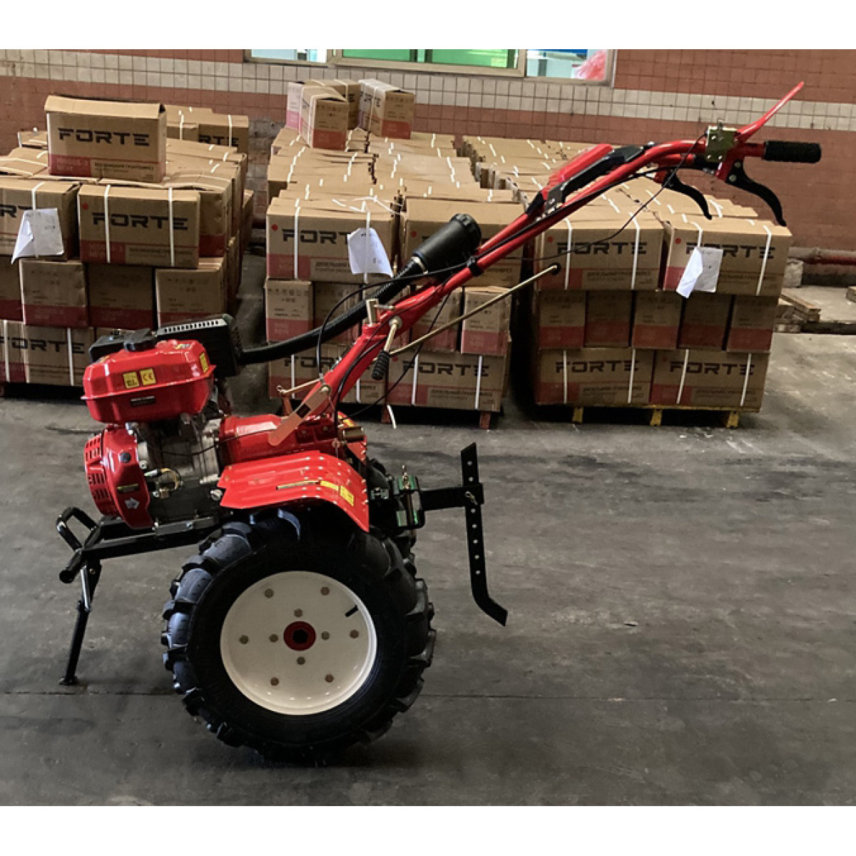 Мотоблок дизельный Forte 1350 NEW колесо 12"