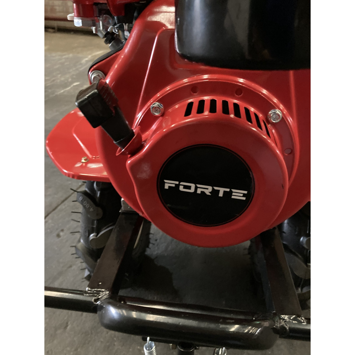 Мотоблок дизельный Forte 1050S-3 NEW колесо 8"