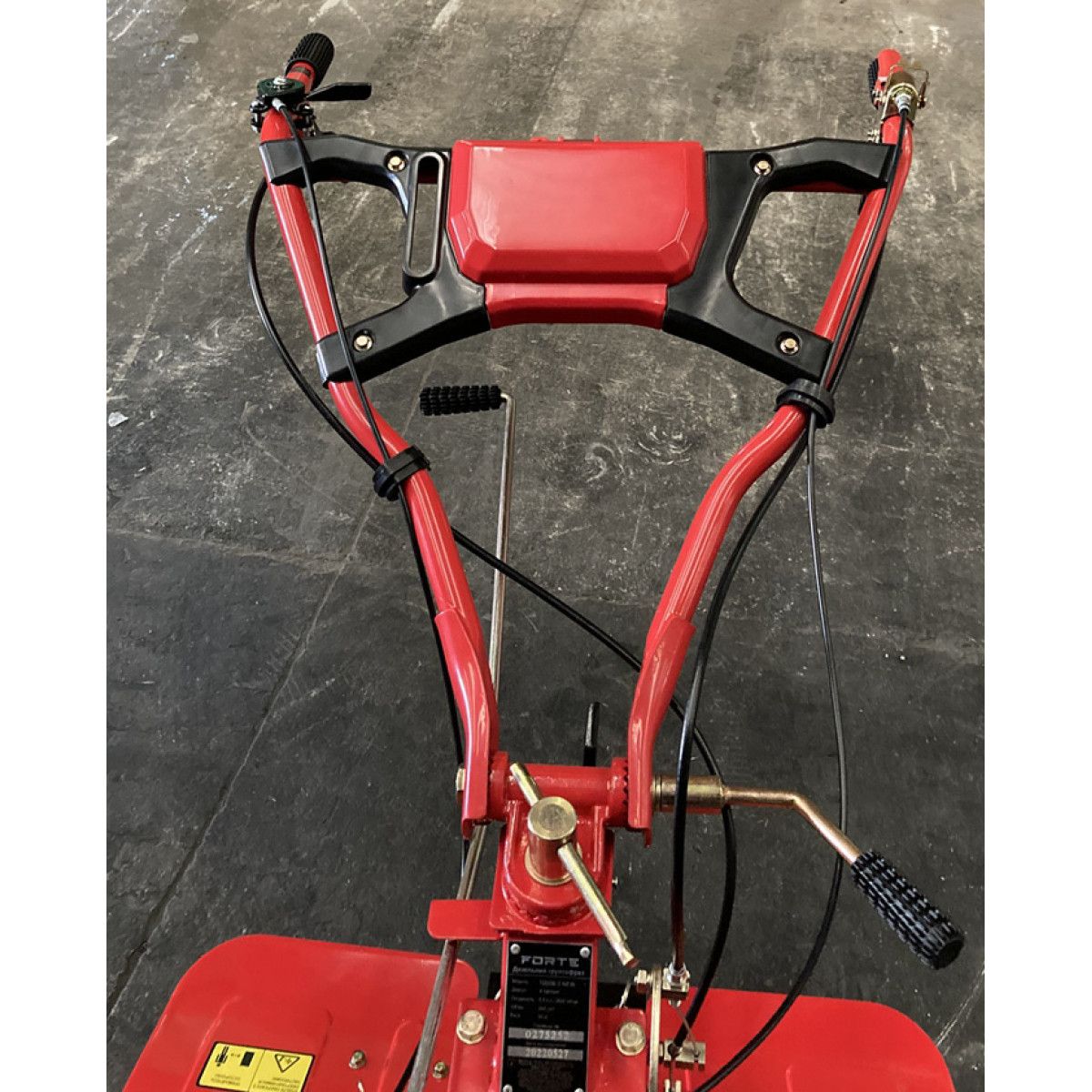 Мотоблок дизельный Forte 1050S-3 NEW колесо 8"