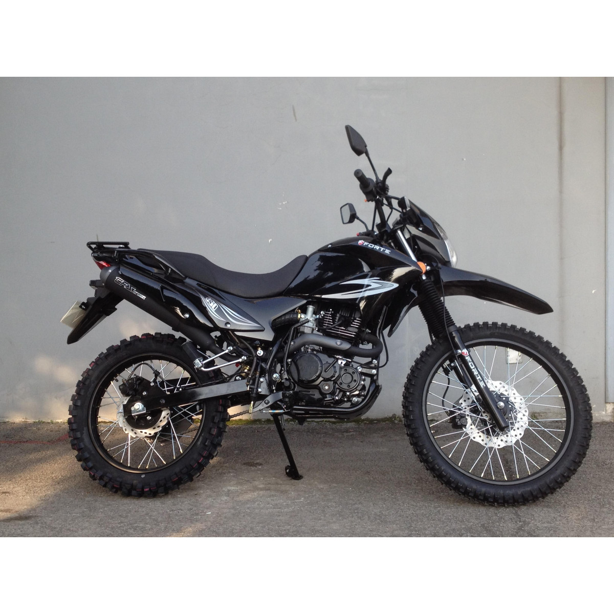 Мотоцикл CROSS 250 Forte черный