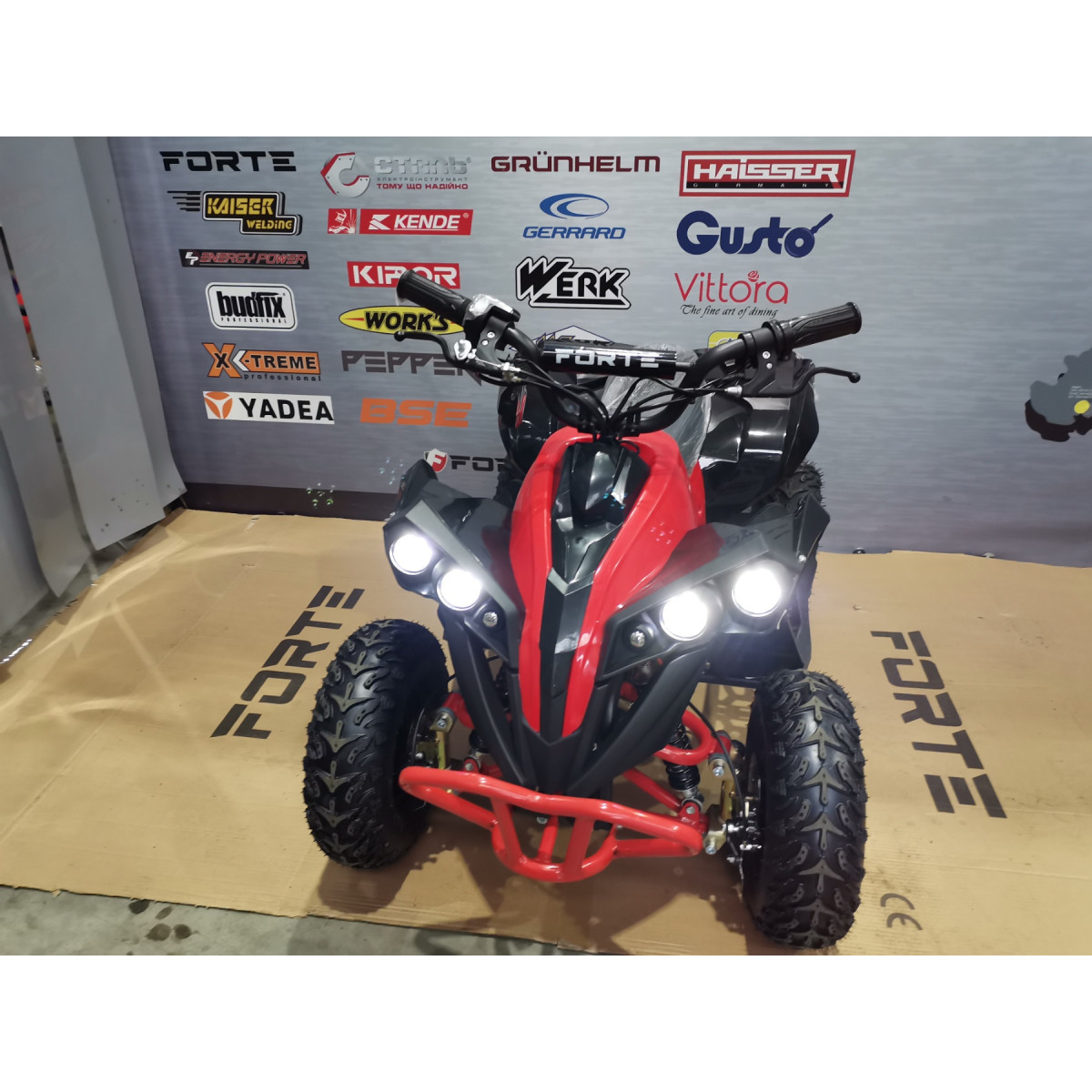 Квадроцикл аккумуляторный FORTE ATV1000QB красный
