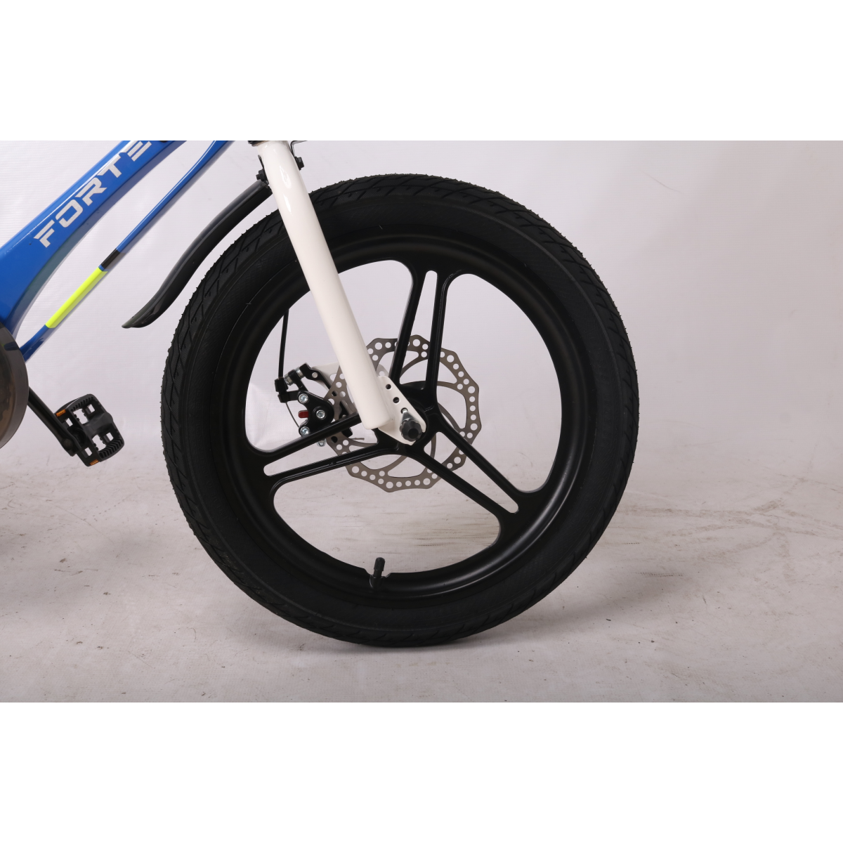 Дитячий велосипед Forte SHARK 16" синій