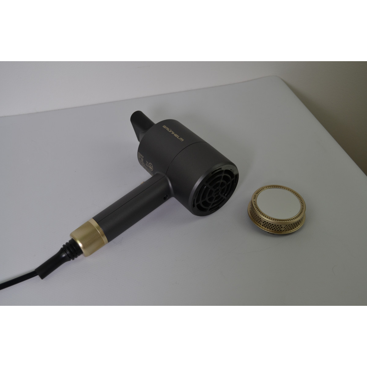 Фен Grunhelm GHD-596G