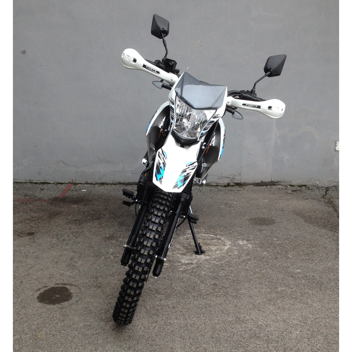 Мотоцикл FORTE CROSS 250 (бело-синий)
