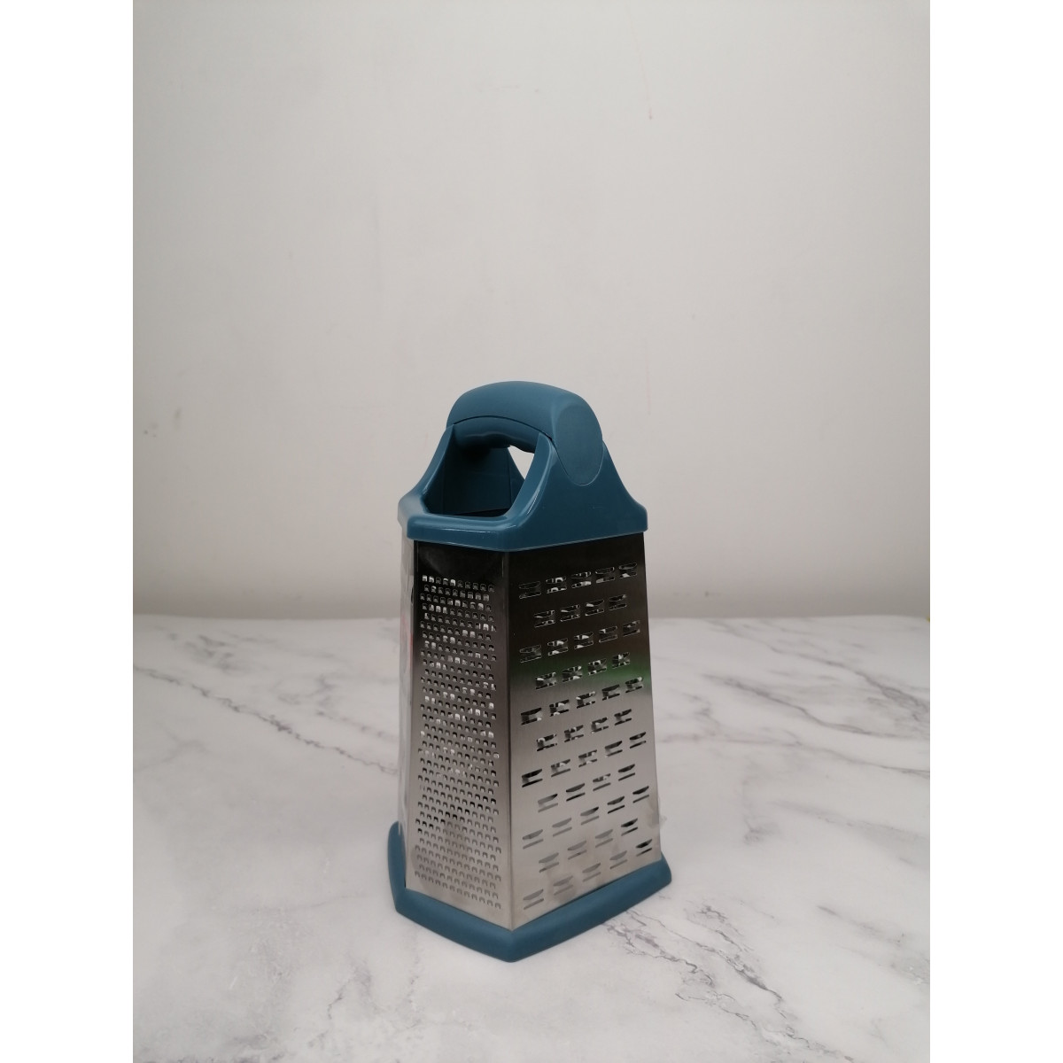 Тертка GT-GR-3004 SUPER SHARP шестистороння з опорою 23 см GUSTO