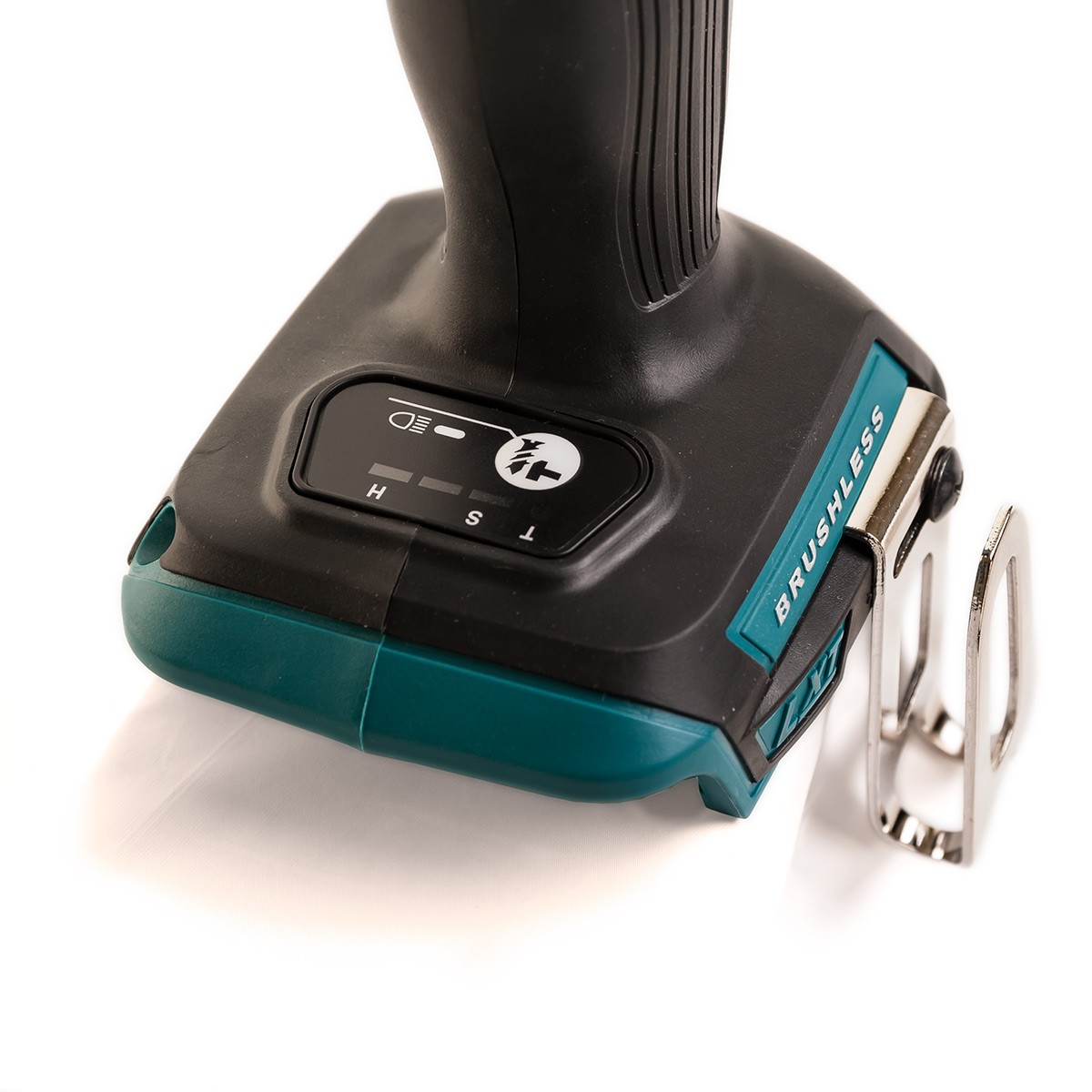 Акумуляторний ударний гвинтокрут DTD154Z MAKITA