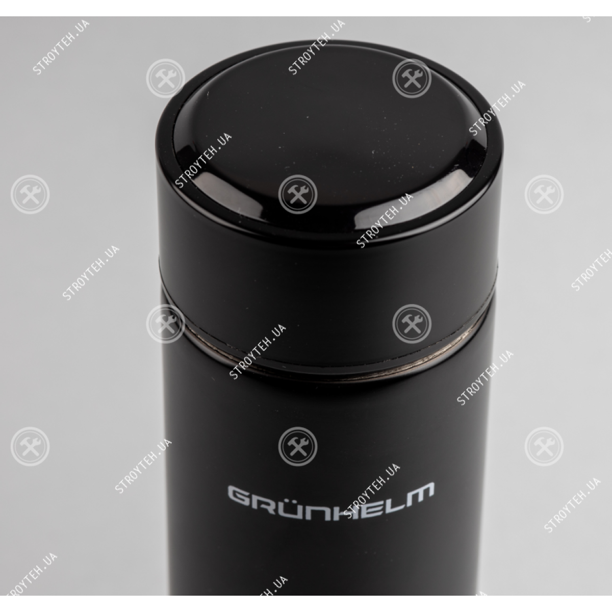 Термос з LED дисплеєм Grunhelm GTC455D 450 мл білий/чорний